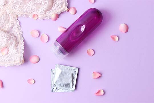 Is it Possible to Use Condoms and Lubricant at the Same Time? Imbue Natural Is it Possible to Use Condoms and Lubricant at the Same Time? Imbue Natural